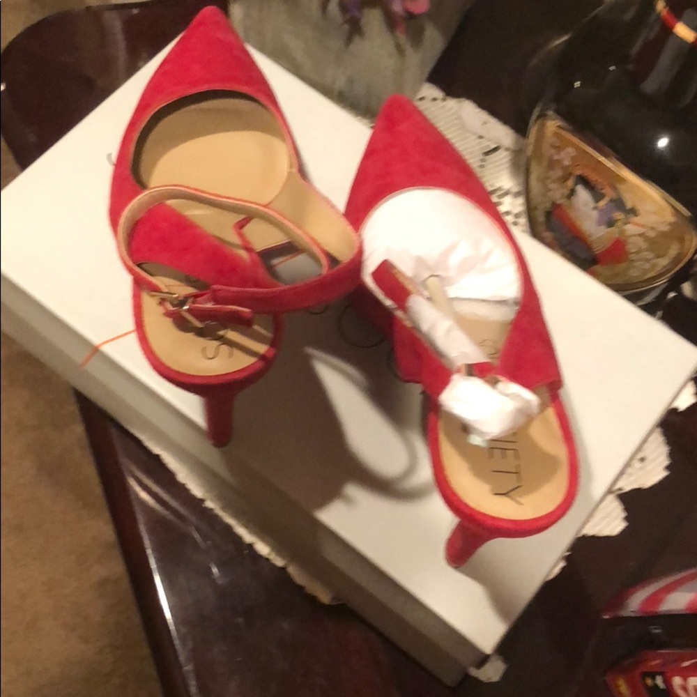 Sole Society Red suede ankle wrap heel - Picture 2 of 5